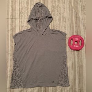 💪🏻 Under Armour Grey Hooded Medium Top